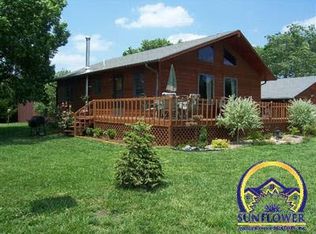 902 3rd St, Americus, KS 66835