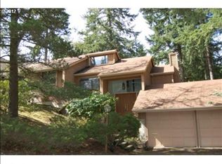 531 Brookside Dr, Eugene, OR 97405