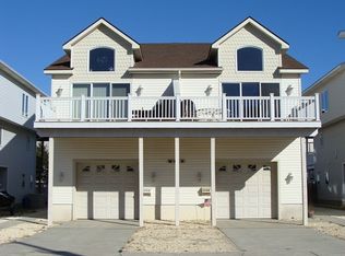 27 81st St #W, Sea Isle City, NJ 08243