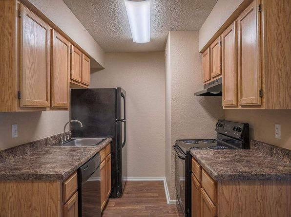 867 Fendley Dr #C-c6