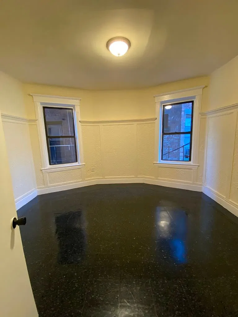 19 Lawrence St — Photo 4