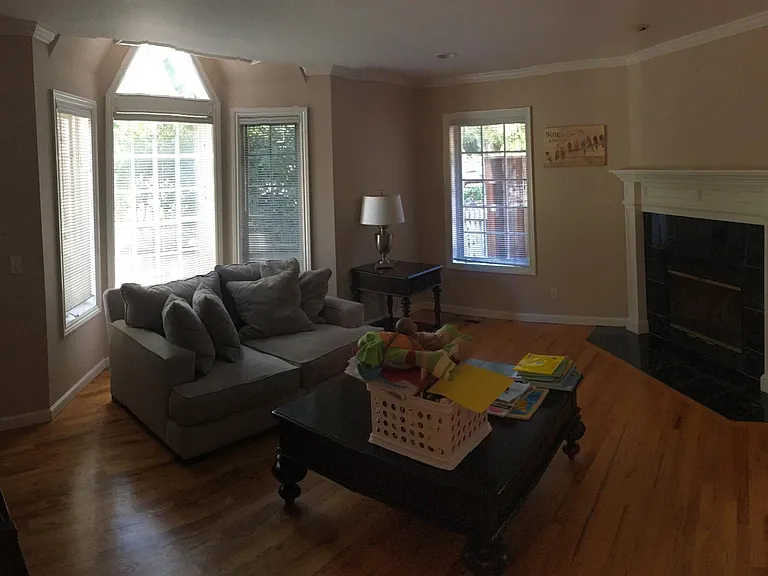 14041 Saratoga Ave — Photo 7