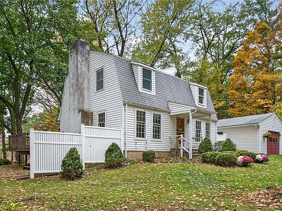 4th image of 2867 Merritt Hill Rd