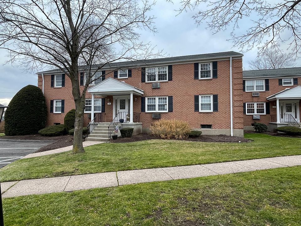 35 Brewster Rd APT C, Glastonbury, CT 06033 Zillow