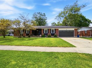 301 Arlington Rd, Brookville, OH 45309