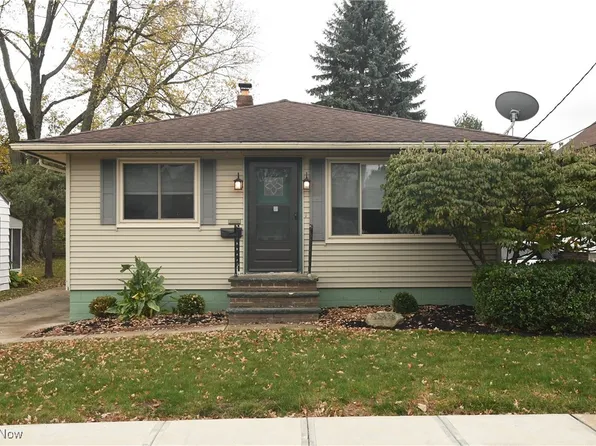 12419 Carrington Ave, Cleveland, OH 44135