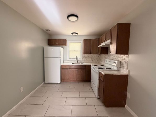 349 Ellsworth Ave #3A