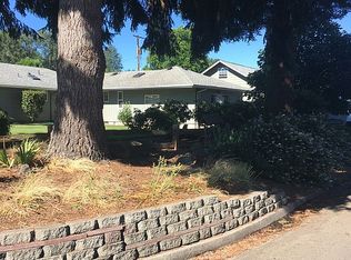 2815 Manor Dr, Springfield, OR 97477