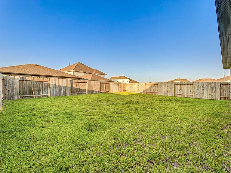 22806 Theodoli Dr — Photo 28