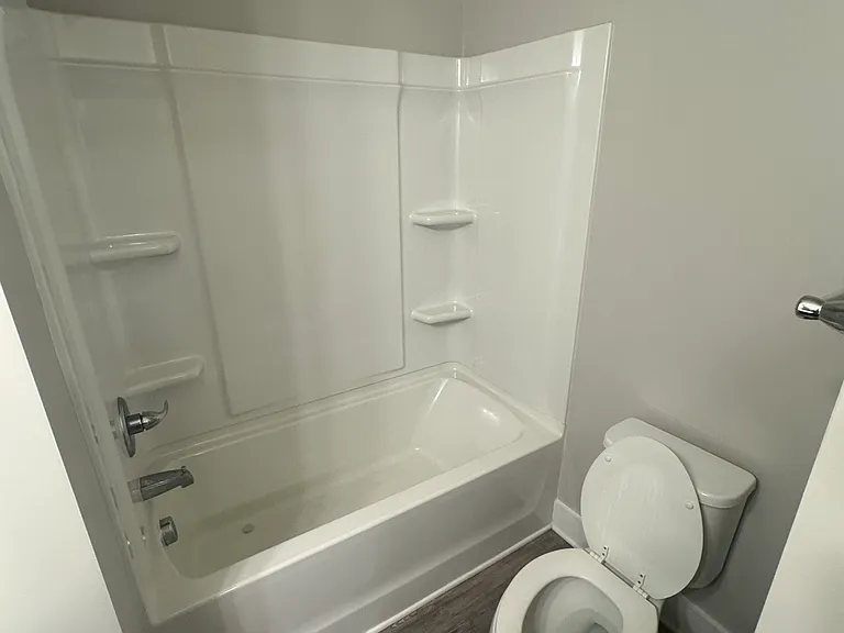 110 Addington Ln — Photo 13