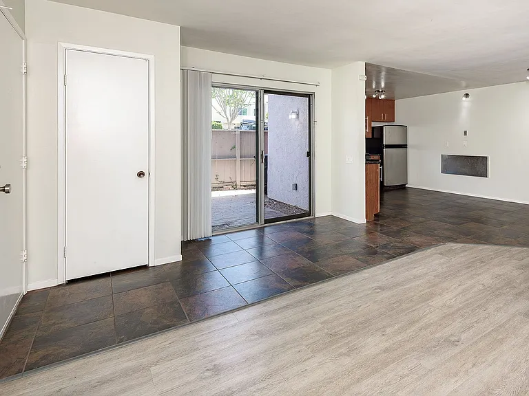 9653 Easter Way — Photo 7