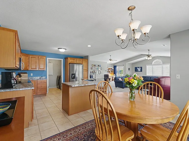 106 Essex Ln #3 — Photo 11
