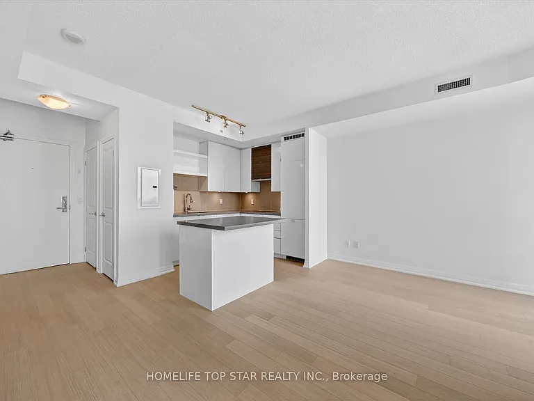 59 NW Annie Craig Dr #2208 — Photo 13