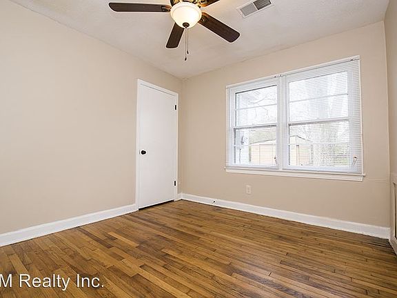 5th image of 476 Bonita Dr