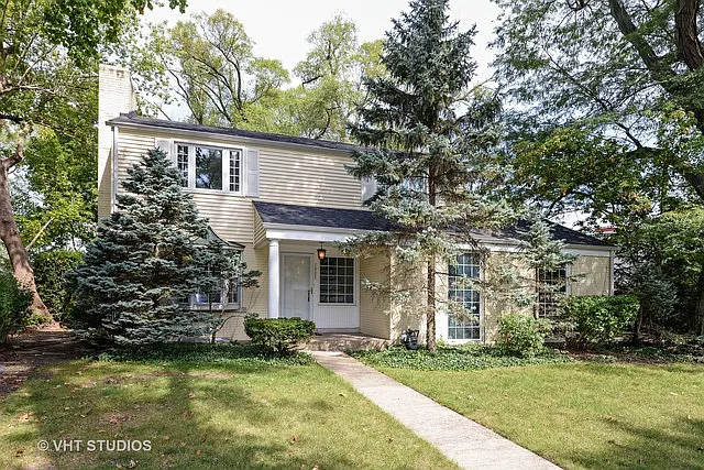 1522 Greenwood Ave photo 1