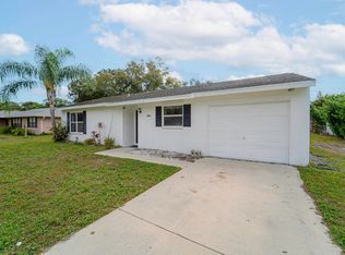 2164 SE Gaslight Street, Port Saint Lucie, FL 34952