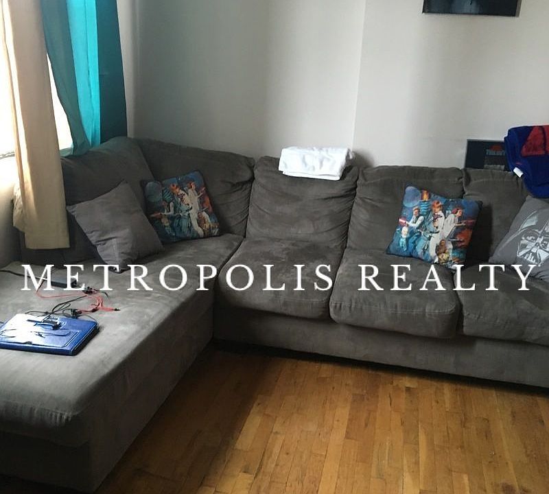 1st image of 2716 Hoyt Ave S APT 3F
