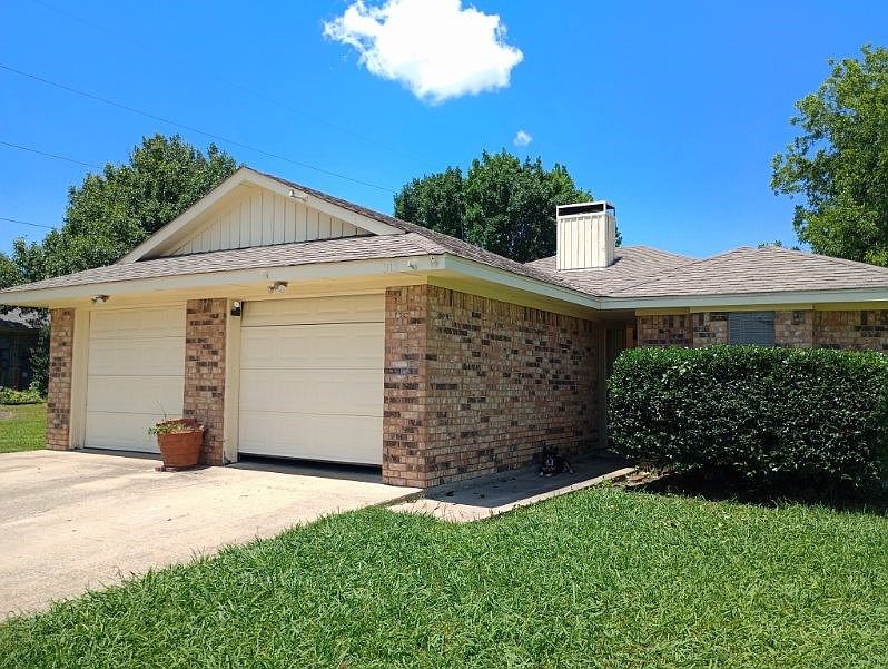 1st image of 311 California Dr