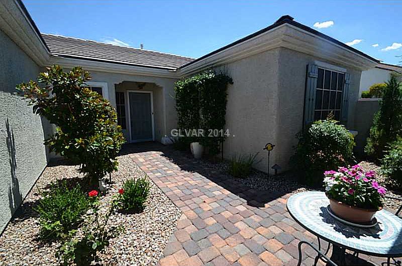 1st image of 1656 Warrington Dr