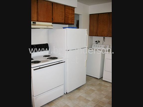 Kitchen (2)