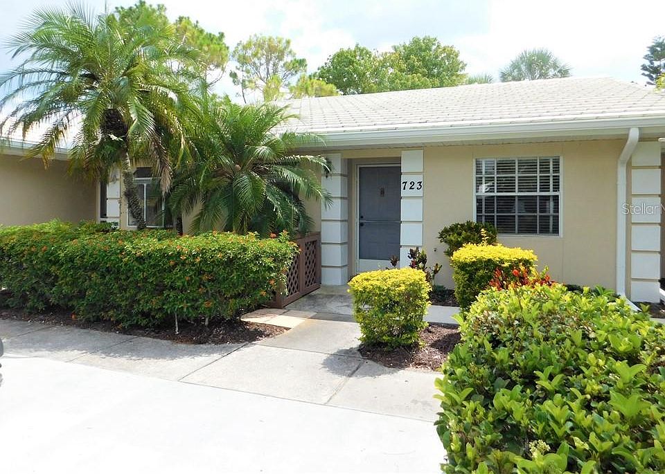 1st image of 723 Harrington Lake Dr S #121