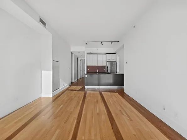 185 South 4th Street image 1 of 13