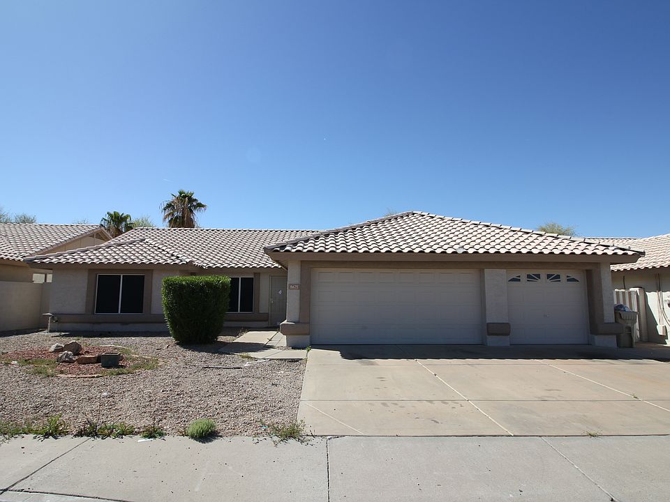 1st image of 8675 W Meadow Dr