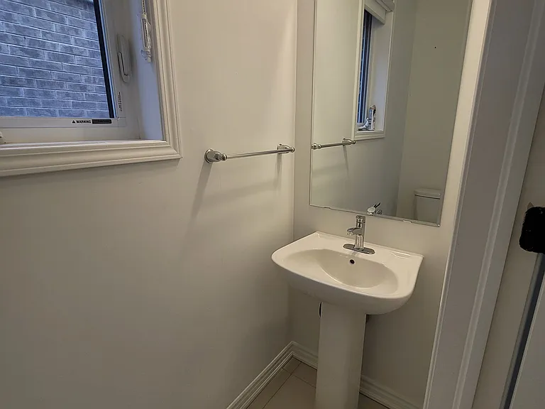 34 Routley St — Photo 6