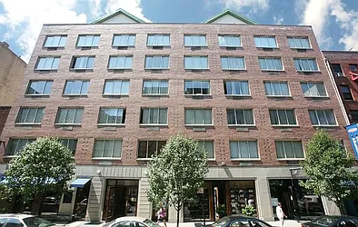 Rented by Hakimian Management
