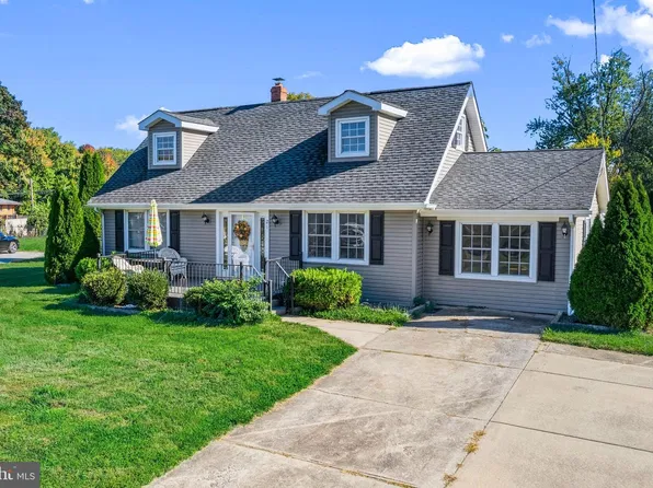 21 Delaware Dr, Salem, NJ 08079
