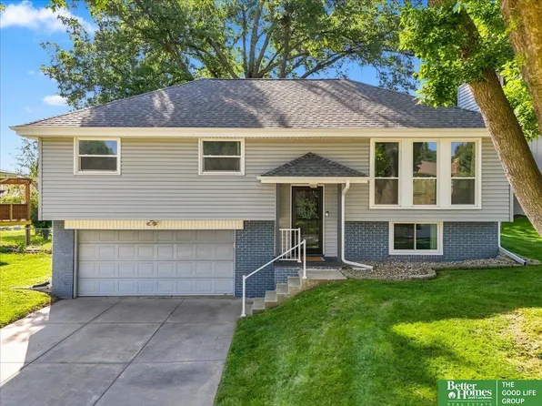 2724 N 125th Cir, Omaha, NE 68164