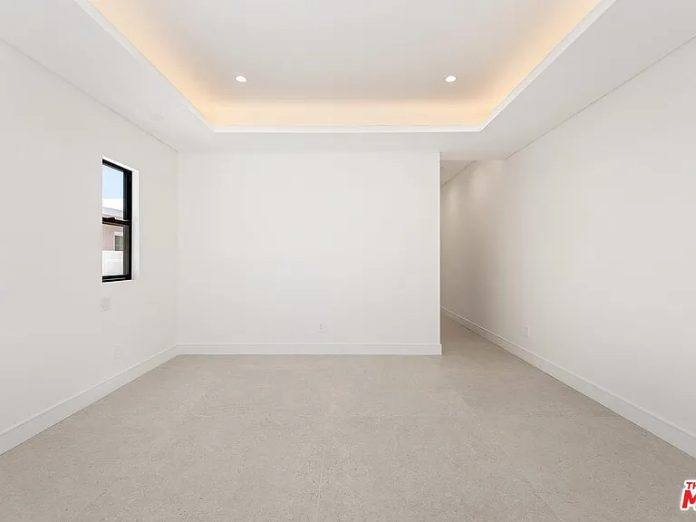 5126 Lindley Ave — Photo 10