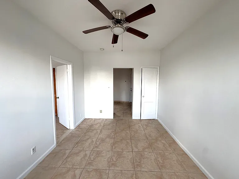 2027 Stillwell Ave #3F — Photo 8