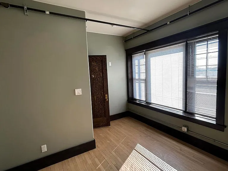 429 W Park St — Photo 7
