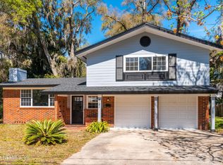 5181 River Bluff Ln, Jacksonville, FL 32211