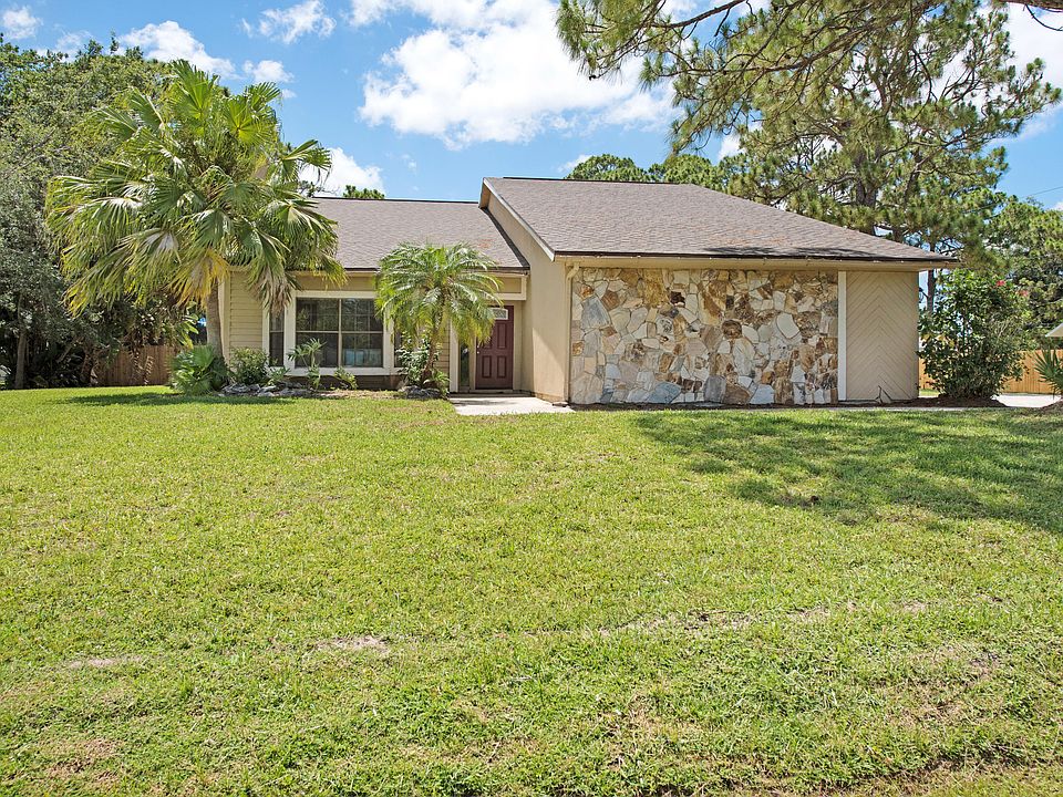 1st image of 282 Neville Cir NE