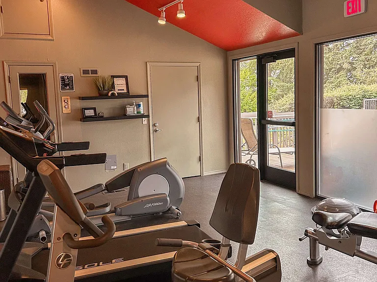 Stone Creek Apartments Beaverton — Photo 16
