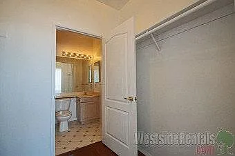 8349 Blackburn Ave #302 — Photo 19
