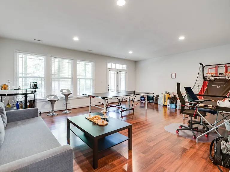 5405 Hickory Ann Dr — Photo 7