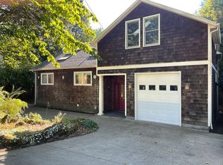 2838 SW Miles St, Portland, OR 97219