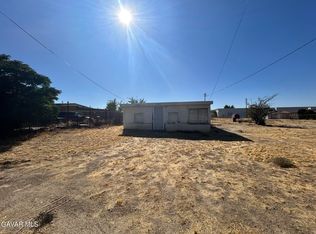 43301 6th St E, Lancaster, CA 93535