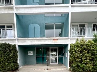 00-360 Lime Ave #302, Long Beach, CA 90802