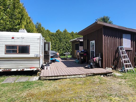 3rd image of 23 Channel Rd N