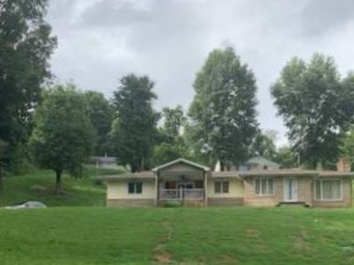 70998 Barries Dr, Martins Ferry, OH, 43935