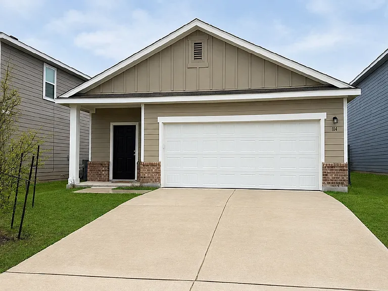 114 Aoudad Rd — Photo 2