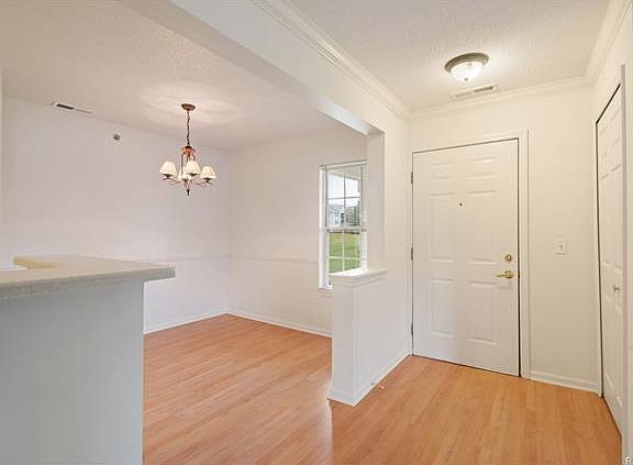 4th image of 11107 Pinehurst Ln