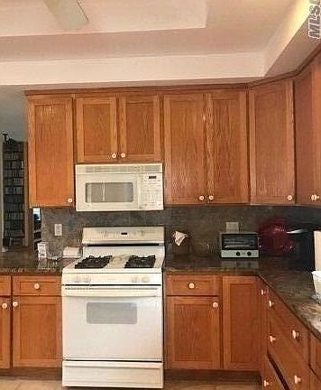 3rd image of 2153 Atlantic Blvd