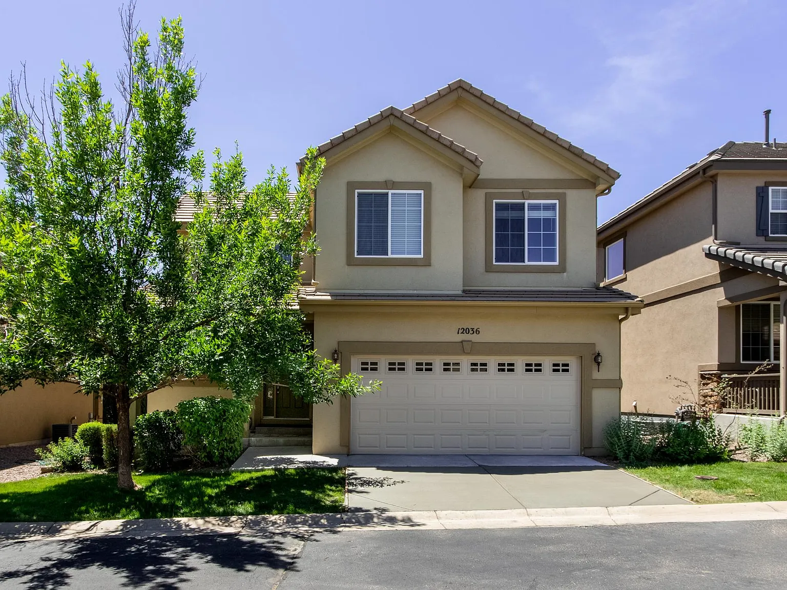 4 bed, 3.5 bath, 2179 sqft, $3,849 — Photo 2