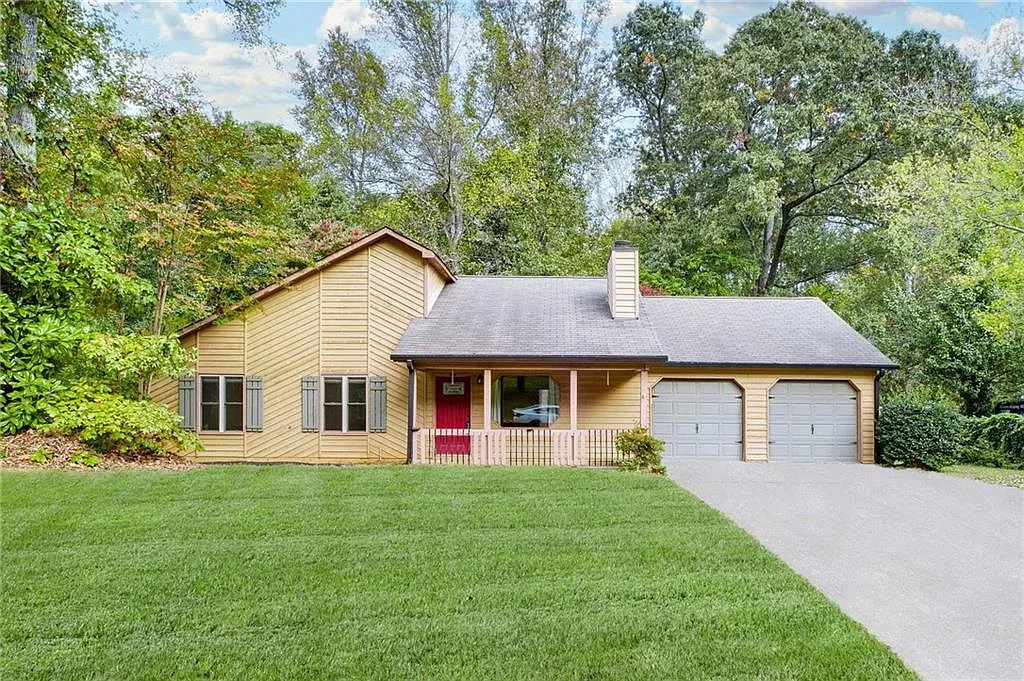3 bed, 2.0 bath, 1476 sqft, $2,250 — Photo 1