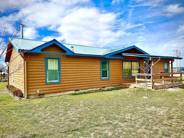 1510 Idaho St, Jordan Valley, OR 97910